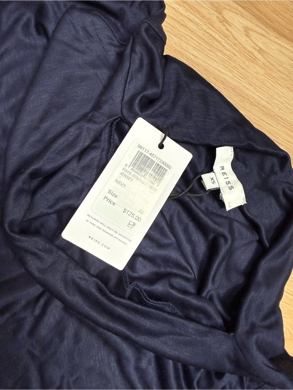REISS Marilyn Boat Neck Long Sleeve Top In Navy - Picture 9 of 10